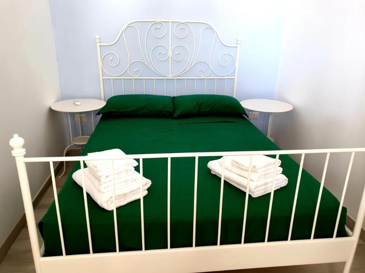 Casa In Spiaggia, Wi-Fi, Fino A Sette Ospiti Торре-Лапілло Екстер'єр фото